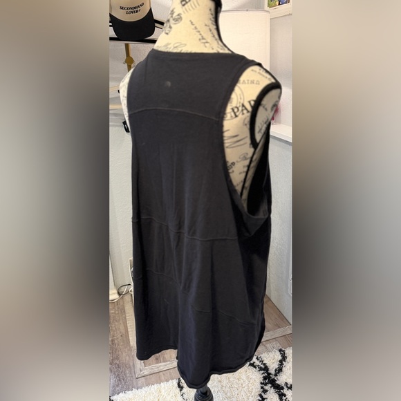Lululemon Black Scoop Neck Tank Top Relaxed Fit Size 12 14 - Picture 7 of 8